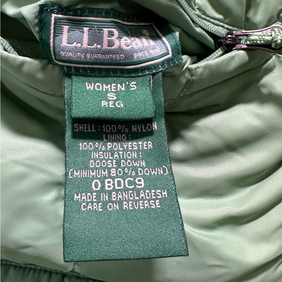 LL Bean Womens Goose Down Puffer Vest Reversible Green Nylon Zip Up Small - Picture 6 of 12